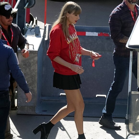 Reformation Lolita Platform Loafer, Size 7 - NEW IN BOX - A Taylor Swift Fav! - Picture 2 of 10